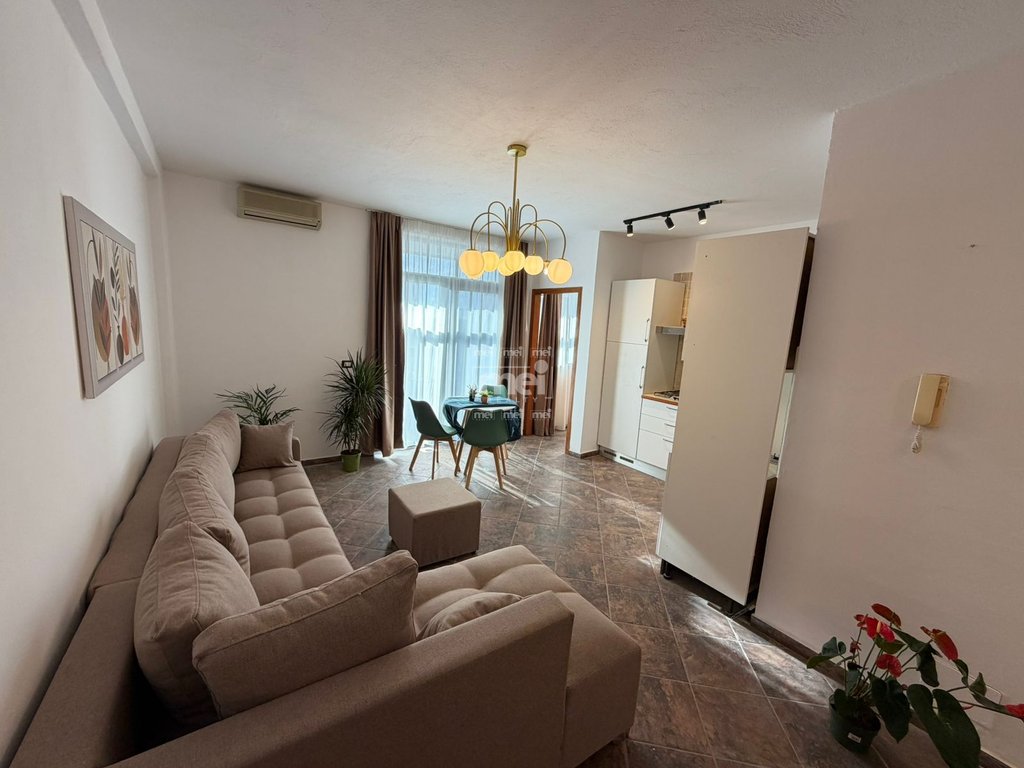 SHITET APARTAMENT 1+1 NE PLAZH, ILIRIA!