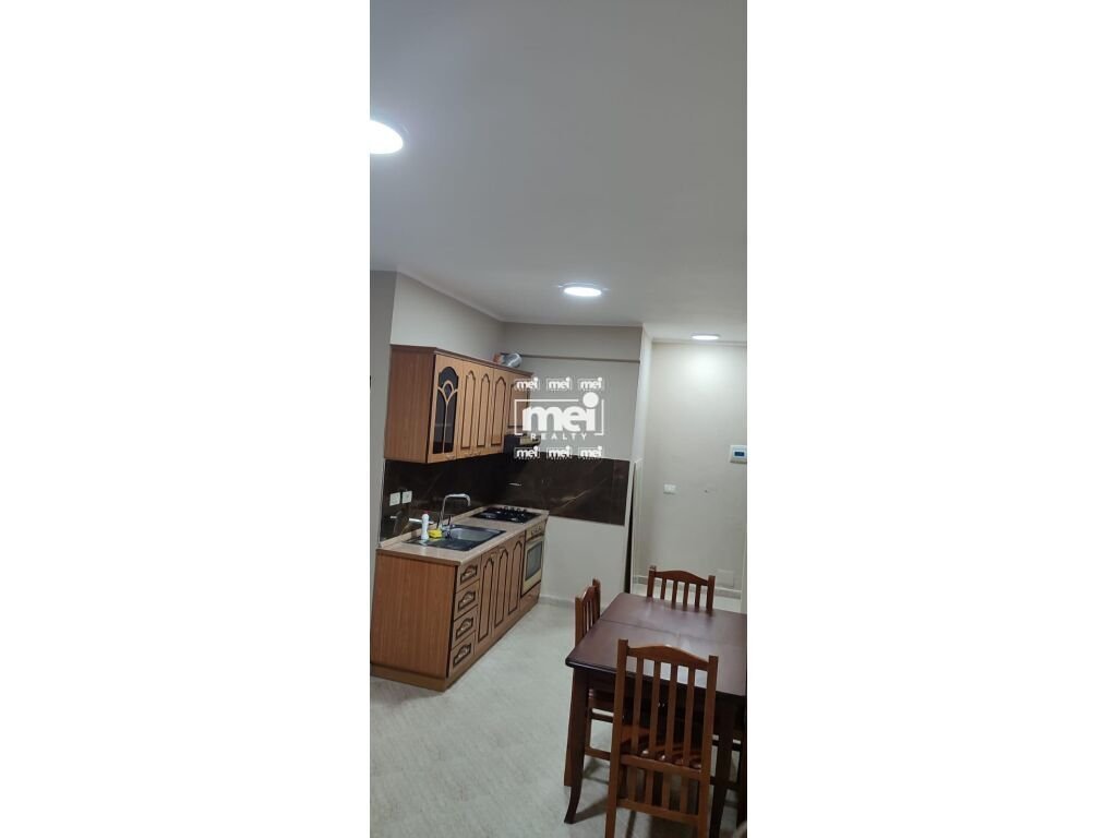 JEPET ME QIRA GARSONIERE NE ILIRIA!