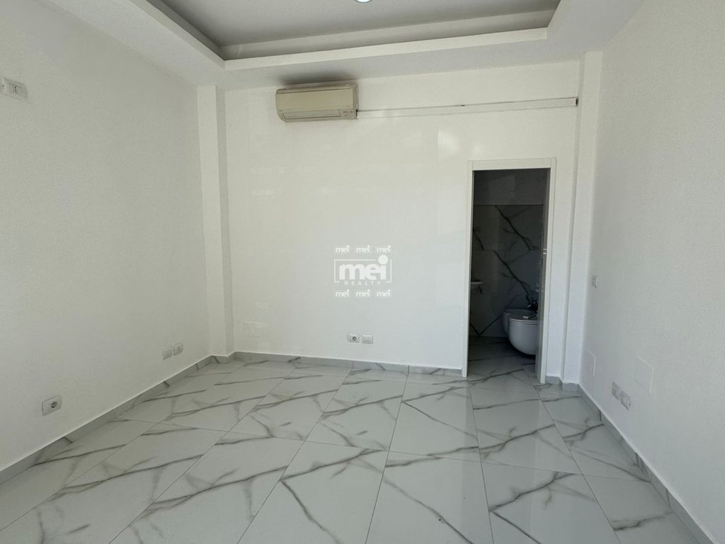 JEPET ME QIRA AMBIENT BIZNESI NE QENDER!