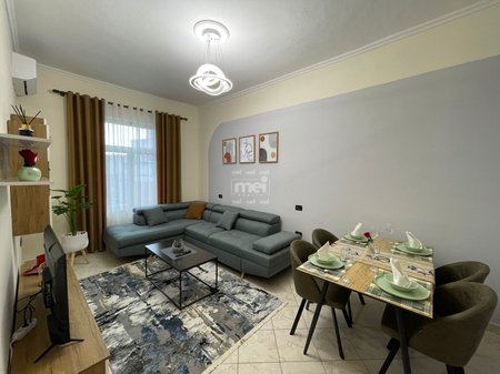 JEPET ME QIRA APARTAMENT 1+1 NE VOLLGA!