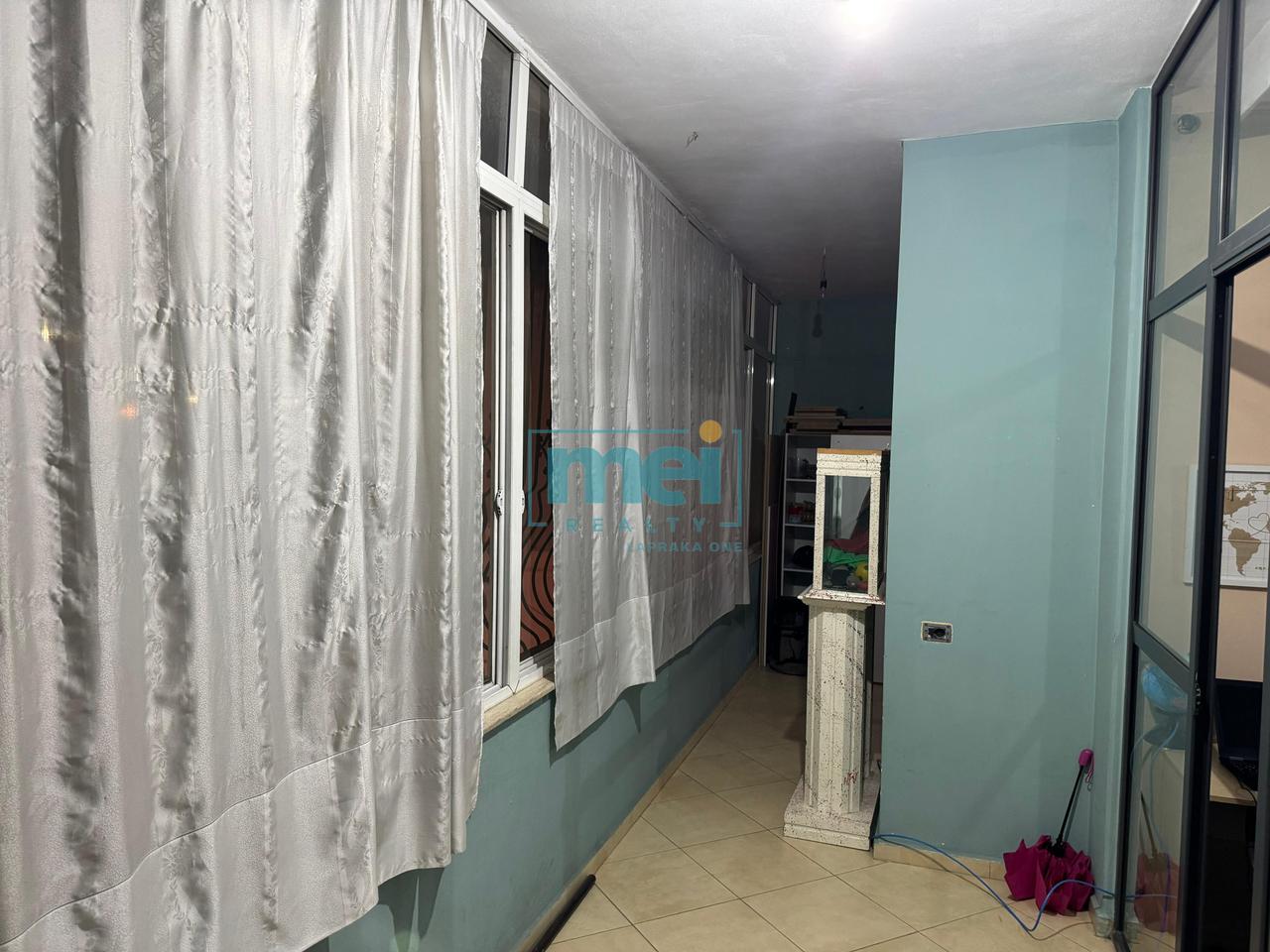 Vendesi Super Appartamento 2+1+2 ad Astir!