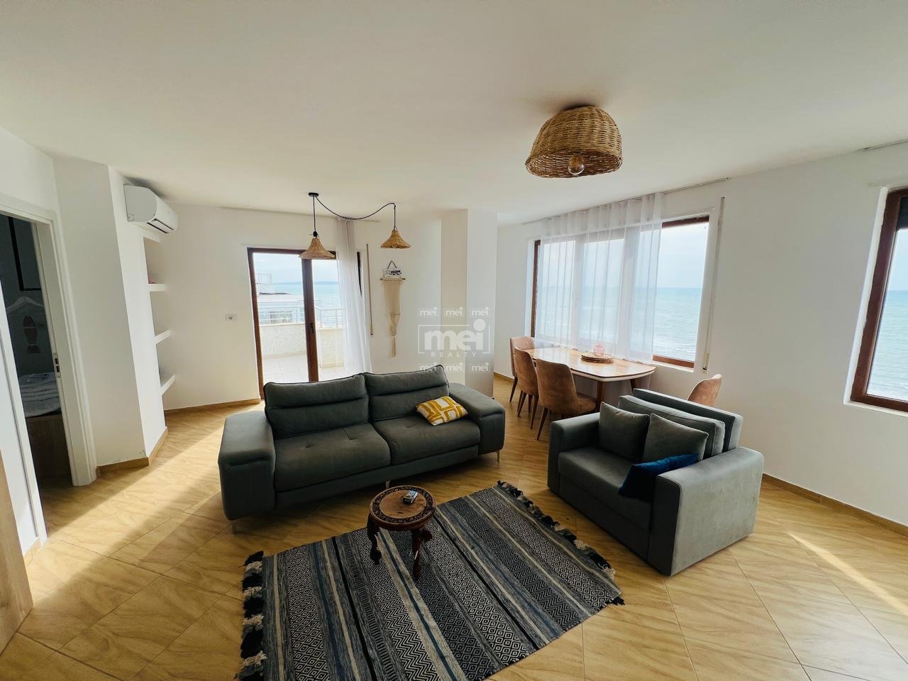JEPET ME QIRA APARTAMENT 1+1 NE VOLLGA PAMJE NGA DETI!