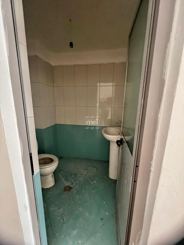 BUSINESS PREMISES FOR RENT AT THE BEACH, RED WHEEL!