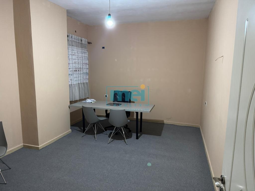 Shitet Super Apartament 2+1+2 ne Astir!