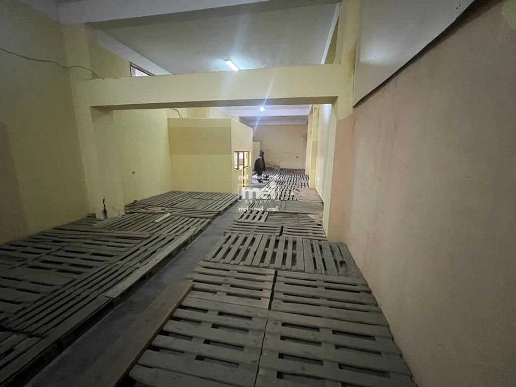 JEPET ME QIRA MAGAZINE NE SHKOZET!