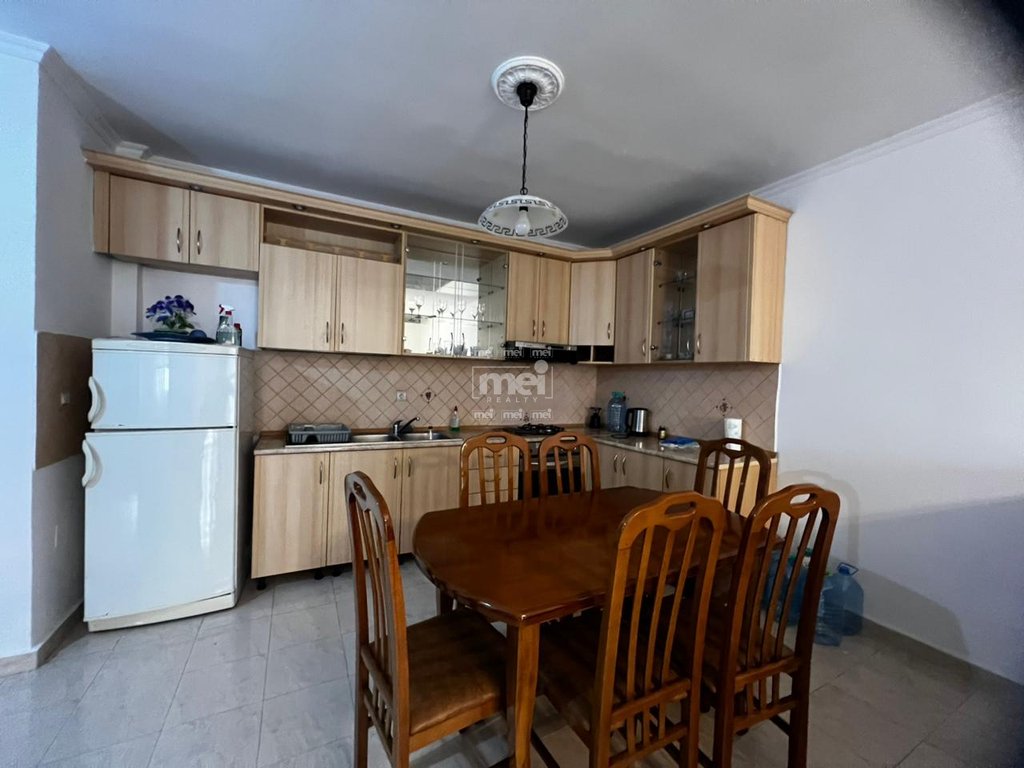 JEPET ME QIRA APARTAMENT 1+1 NE PLAZH HEKURUDHA!