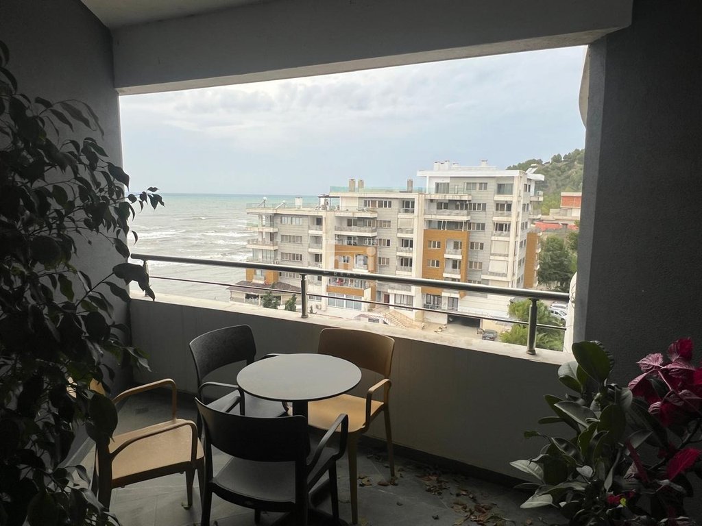 JEPET ME QERA APARTAMENT 2+1+2 - POST PARKIMI ME PAMJE DETI TEK REZIDENCA WHITE HILL !