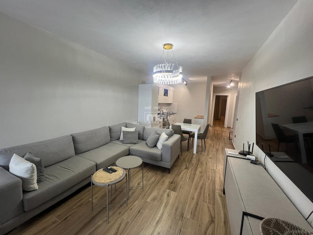 JEPET ME QERA APARTAMENT 2+1+2 - POST PARKIMI ME PAMJE DETI TEK REZIDENCA WHITE HILL !