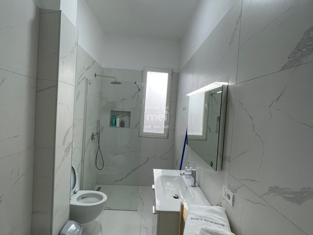 JEPET ME QIRA APARTAMENT 1+1 NE VOLLGA!