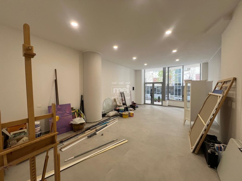 JEPET ME QIRA AMBIENT BIZNESI TEK VOLLGA!