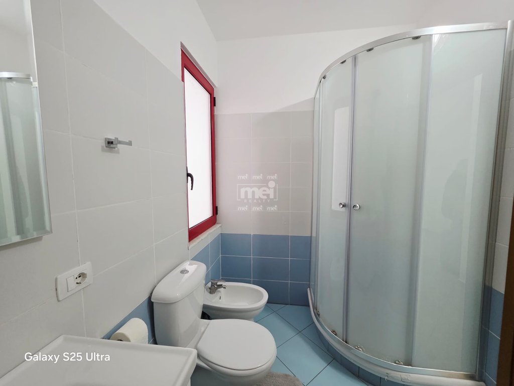 SHITET APARTAMENT 2+1 TE POSTA NE PLAZH