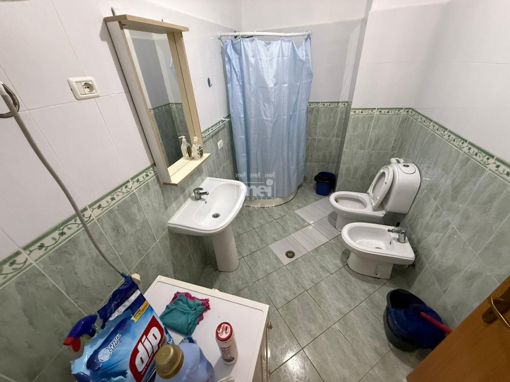 JEPET ME QIRA APARTAMENT 1+1 TEK RROTA E KUQE, PLAZH!