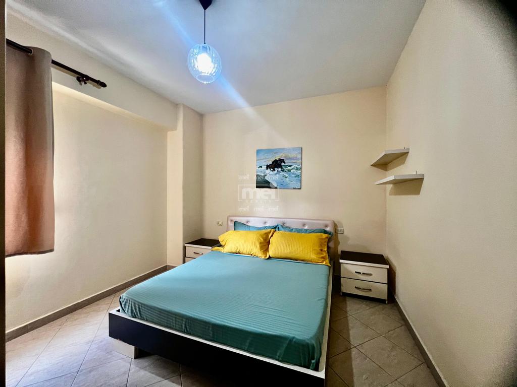JEPET ME QIRA APARTAMENT 1+1 TEK RROTA E KUQE, PLAZH!