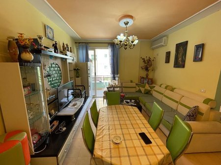 SHITET APARTAMENT 2+1+2 TEK KOMPLEKSI FRESKIA, GOLEM!