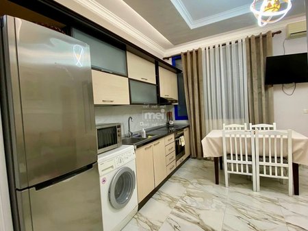 JEPET ME QIRA APARTAMENT 2+1 TEK MALI ROBIT!