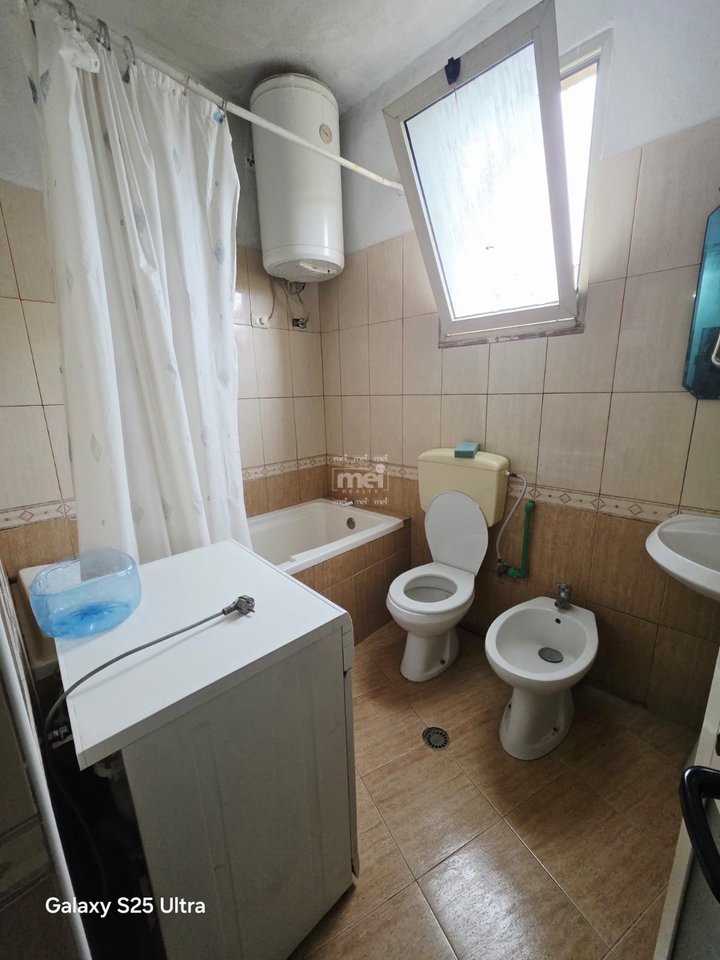 SHITET APARTAMENT 3+1 NE GOLEM