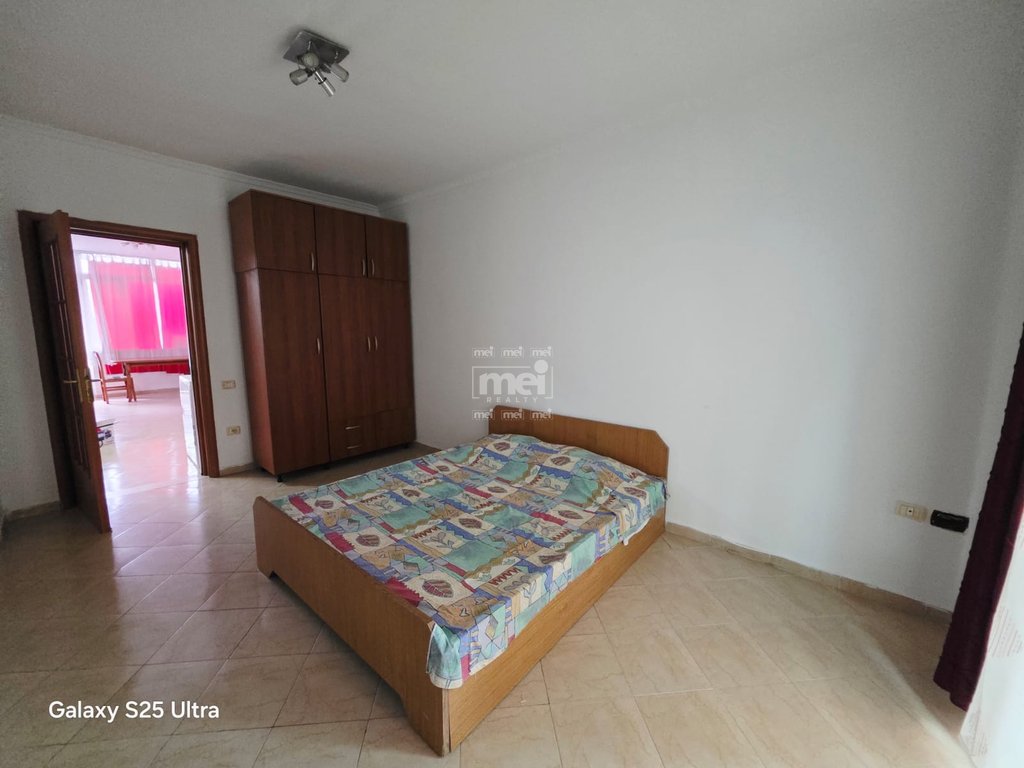 SHITET APARTAMENT 3+1 NE GOLEM