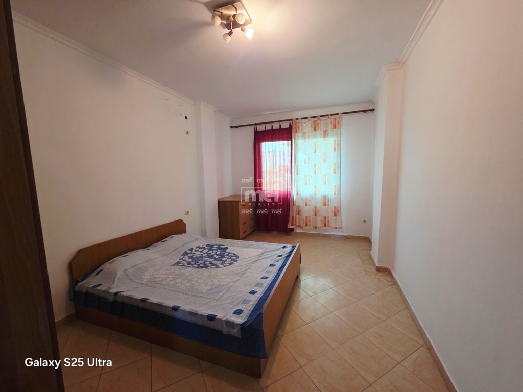 SHITET APARTAMENT 3+1 NE GOLEM