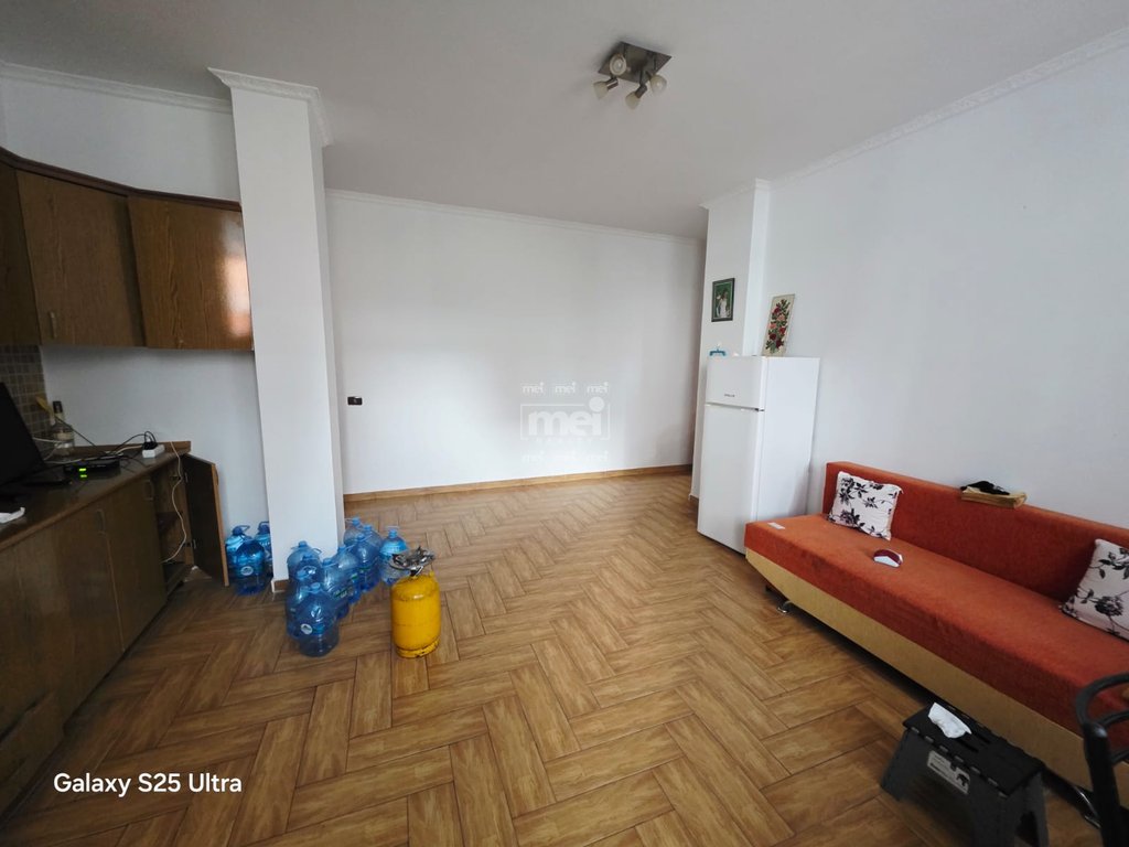 SHITET APARTAMENT 1+1 NE GOLEM