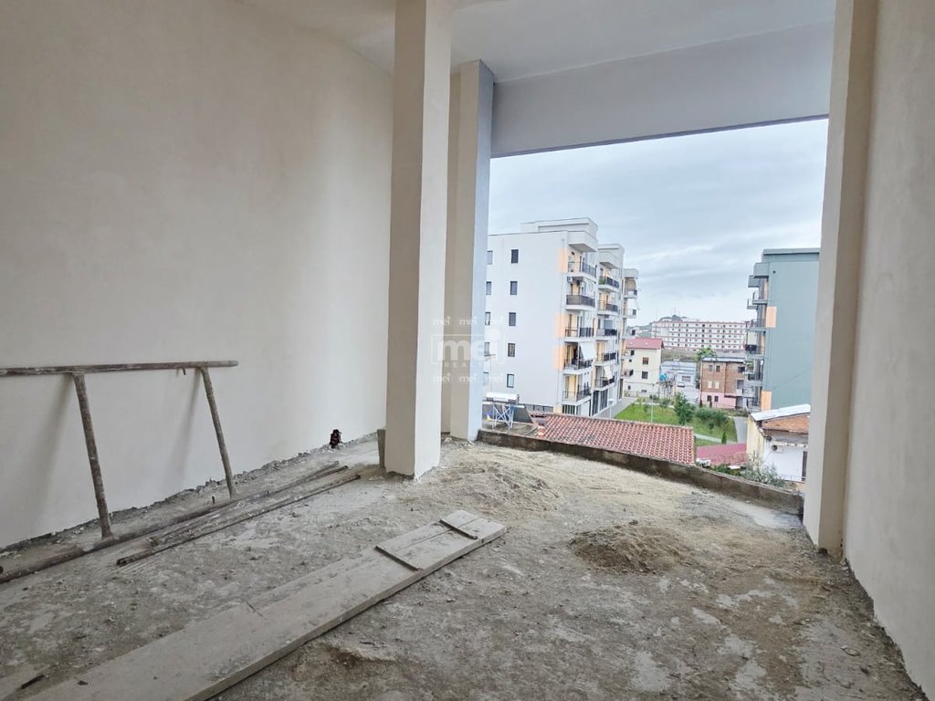 SHITET PAPAFINGO NE GOLEM