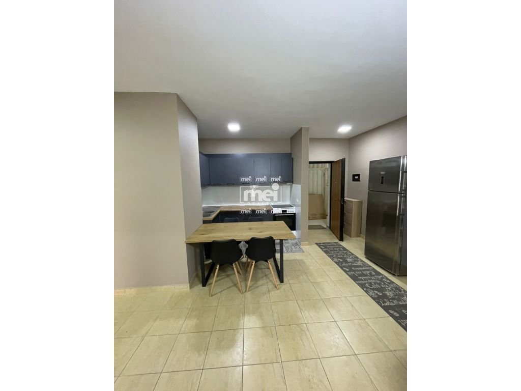 JEPET ME QIRA 2+1+2 NE VOLLGA!