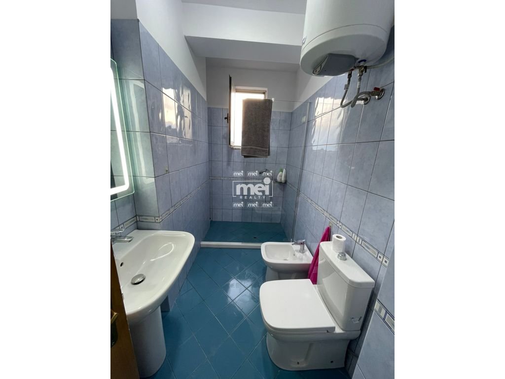 JEPET ME QIRA 2+1+2 NE VOLLGA!