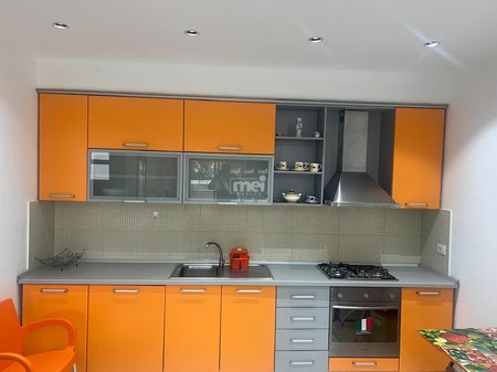 JEPET ME QIRA APARTAMENT 1+1+2 NE HEKURUDHA