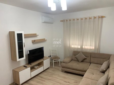 JEPET ME QIRA APARTAMENT 1+1+KUZHINE TE VECUAR NE QENDER, DURRES!