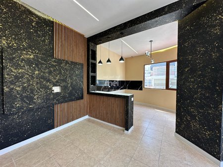 SHITET APARTAMENT 3+1 NE PLAZH !