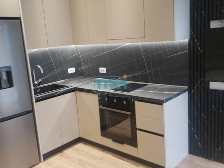 Jepet me Qera Super Apartament 1+1 te Zogu i Zi!