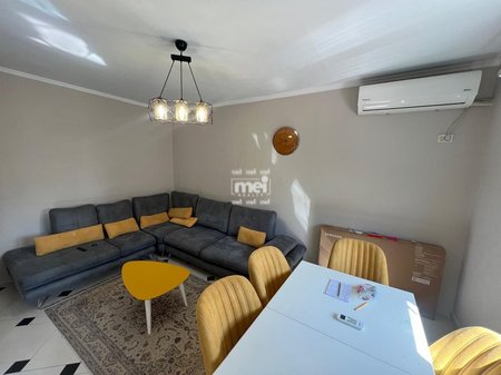 JEPET ME QIRA APARTAMENT 1+1 PRANE STADIUMIT!