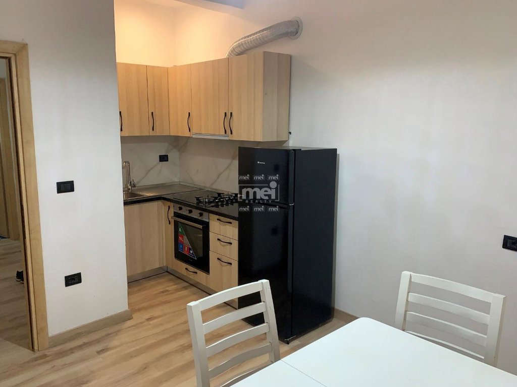 JEPET ME QIRA APARTAMENT 1+1+KUZHINE TE VECUAR NE QENDER, DURRES!