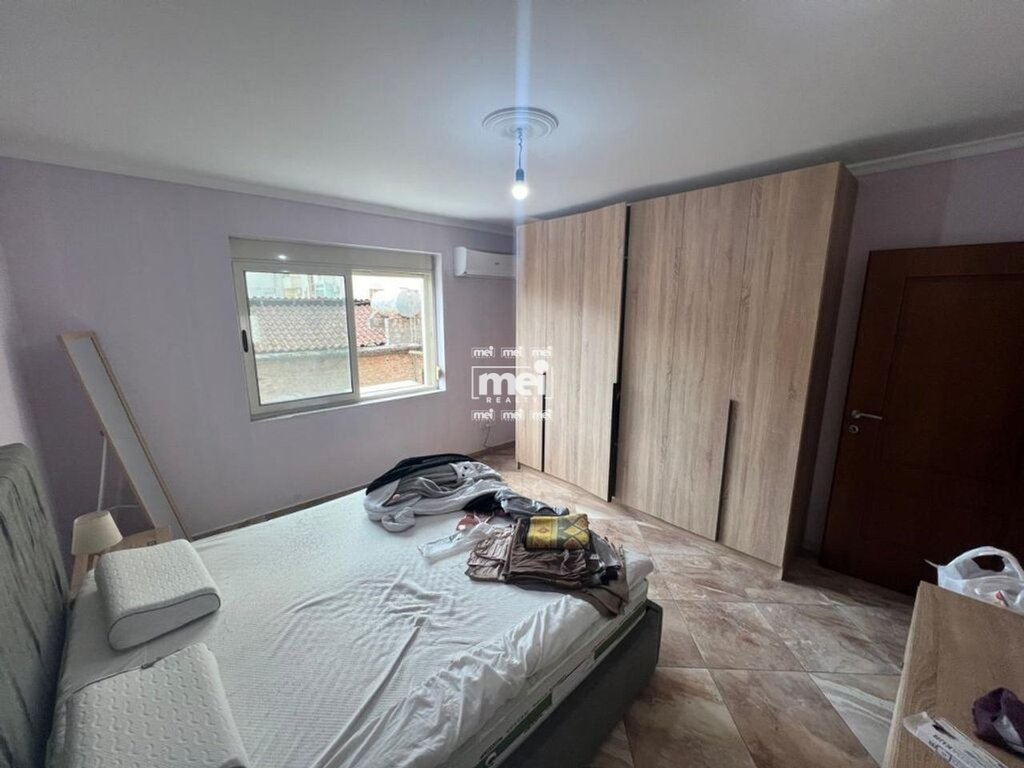 JEPET ME QIRA APARTAMENT 2+1 NE QENDER!