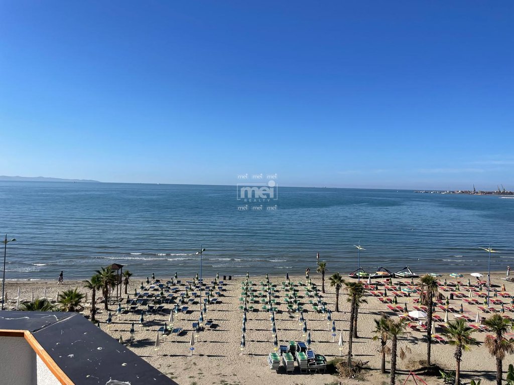 JEPET ME QIRA APARTAMENT 2+1 TEK RROTA KUQE ME PAMJE NGA DETI