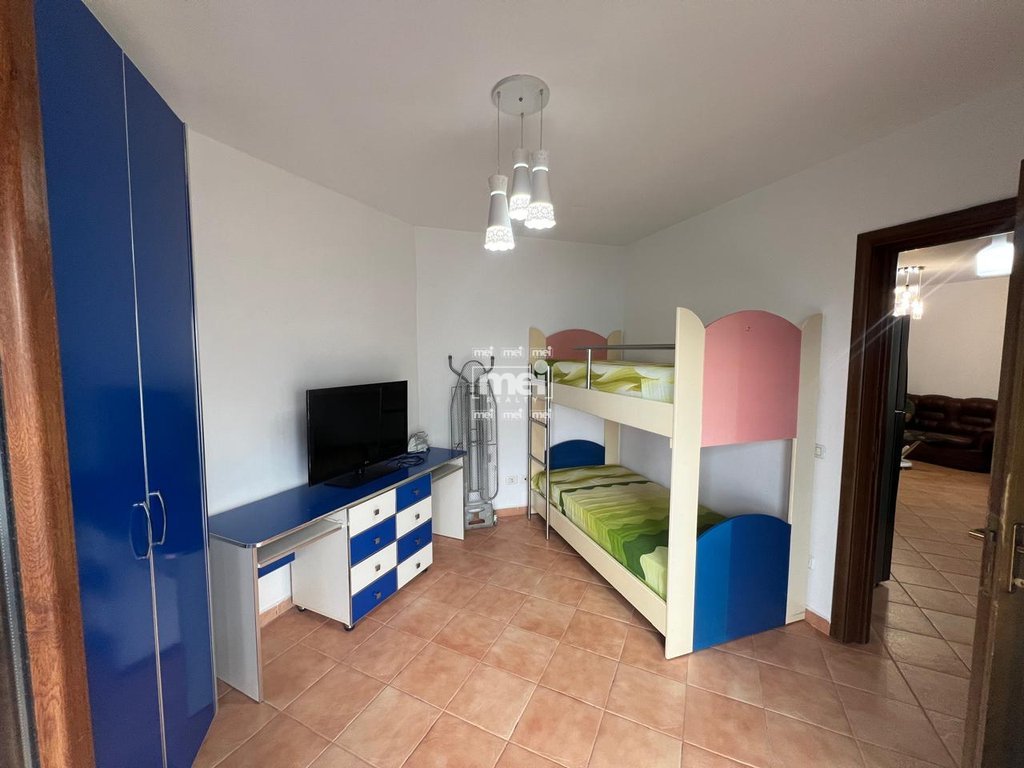 SHITET APARTAMENT 2+1 NE VOLLGA ME PAMJE NGA DETI!
