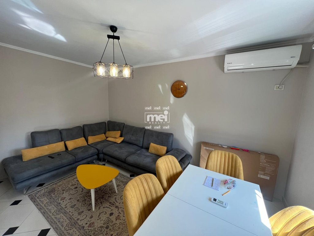 JEPET ME QIRA APARTAMENT 1+1 PRANE STADIUMIT!