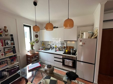 SHITET APARTAMENT 1+1 TE SHKEMBI KAVAJES!