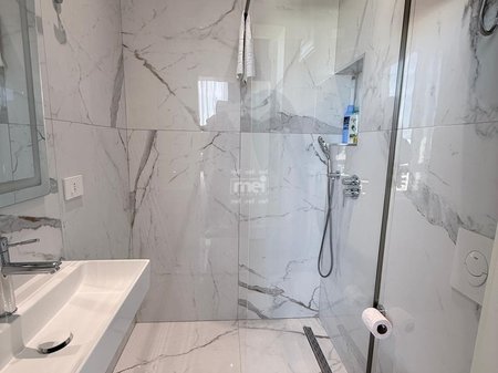 JEPET ME QIRA APARTAMENT 1+1 NE QENDER TE QYTETIT!