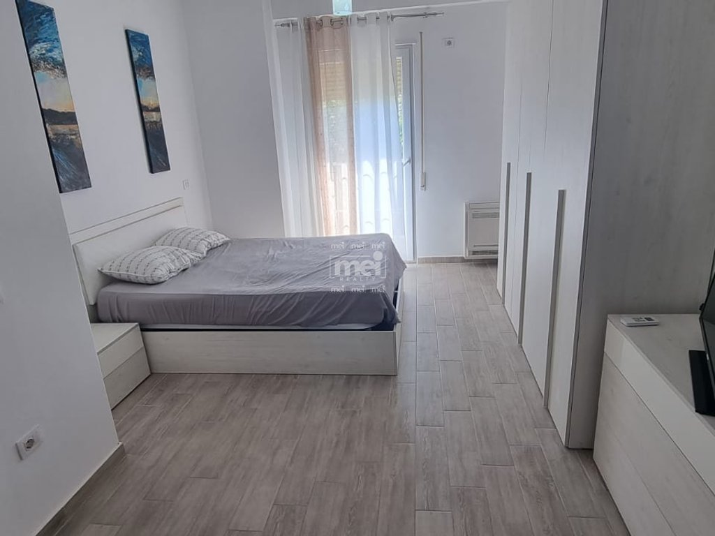 JEPET ME QIRA APARTAMENT  2+1+2 NE QENDER