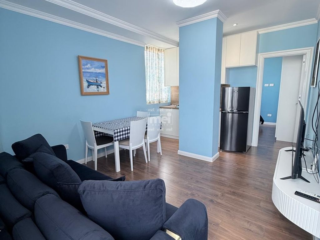 JEPET ME QIRA APARTAMENT 1+1 NE QENDER TE QYTETIT!