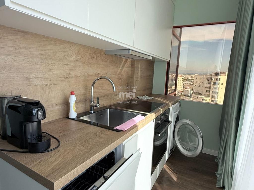 JEPET ME QIRA APARTAMENT 1+1 NE QENDER TE QYTETIT!