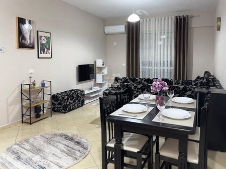 JEPET ME QIRA APARTAMENT 2+1 NE ILIRIA,PLAZH!
