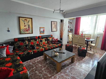 SHITET APARTAMENT 1+1 PRANE STADIUMIT!