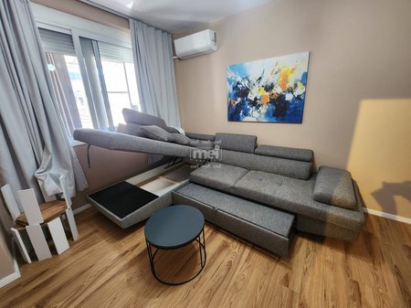 JEPET ME QIRA SUPER APARTAMENT 2+1 AFER SPITALIT !