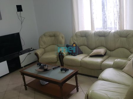 Jepet me Qera Super Apartament 3+1 ne Laprake!
