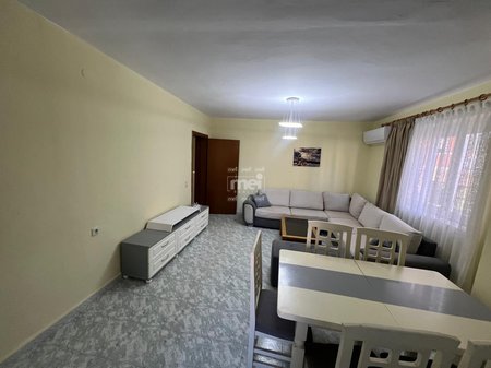 JEPET ME QIRA APARTAMENT 2+1 PRANE MUZEUMIT!