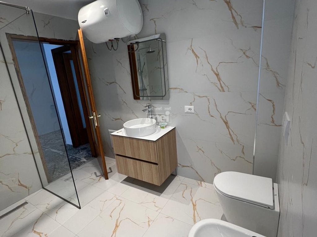 Apartament 3+1+2 Për Shitje në Plazh Iliria, Durrës !