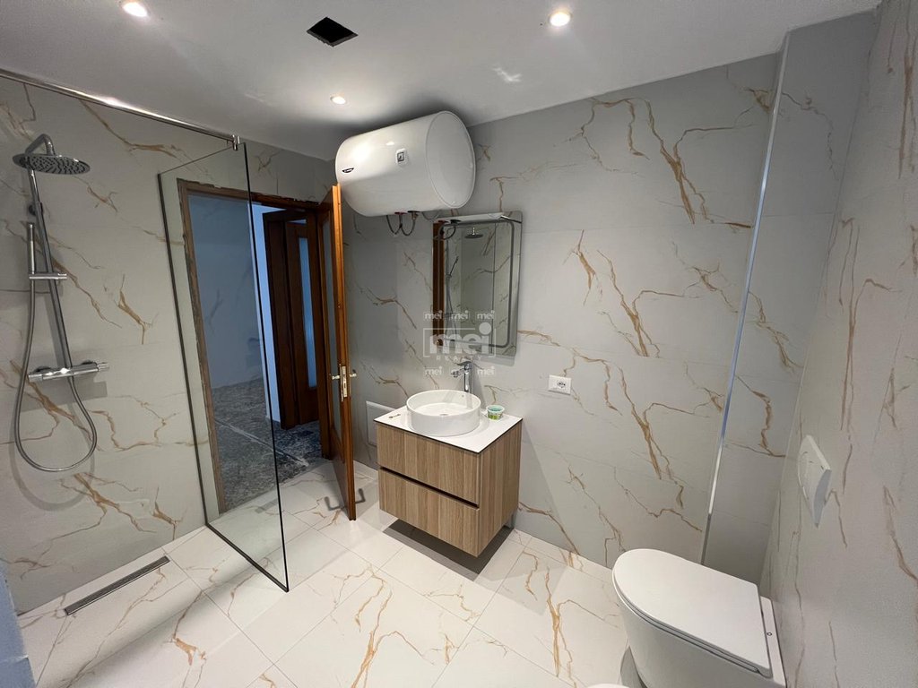 Apartament 3+1+2 Për Shitje në Plazh Iliria, Durrës !