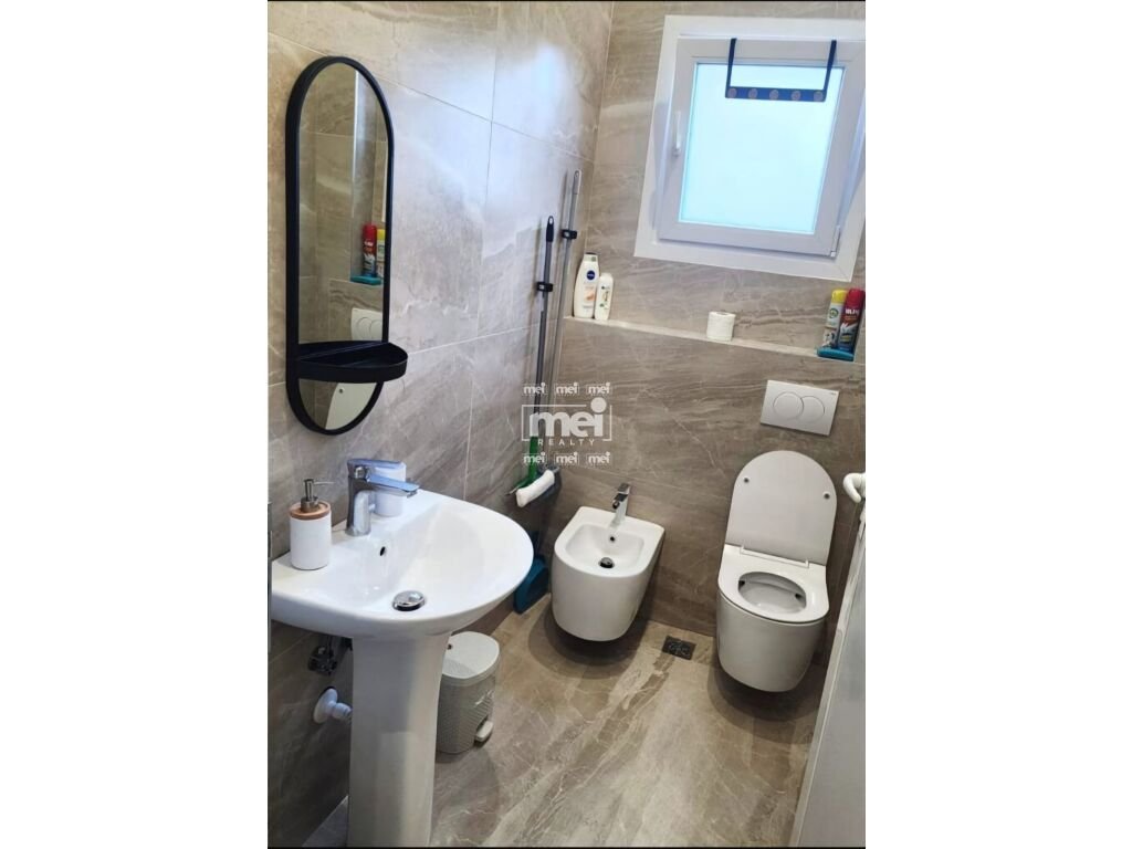 JEPET ME QIRA APARTAMENT 2+1 NE QENDER