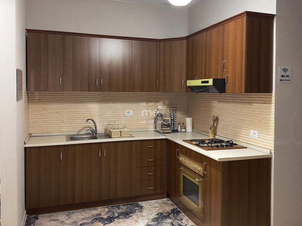 JEPET ME QIRA APARTAMENT 2+1 NE ILIRIA,PLAZH!